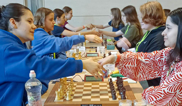Handshake U18w